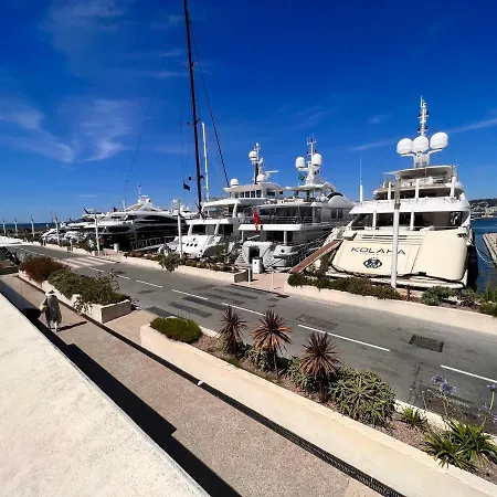 Appart/palm Beach/ *